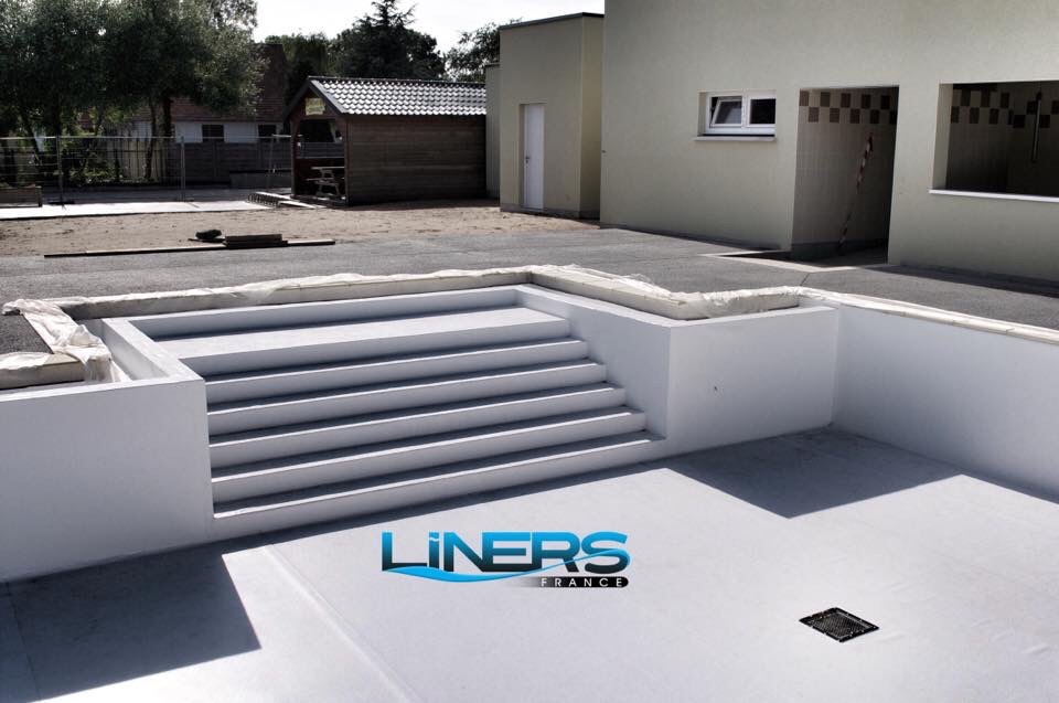 Liner PVC armé de piscine